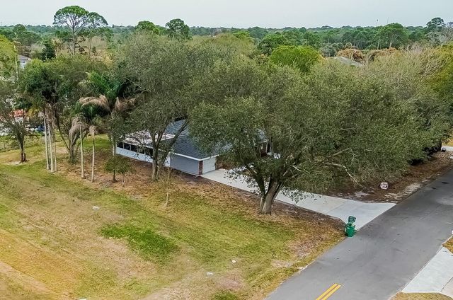 2312 N 42nd Street, Fort Pierce, FL 34946