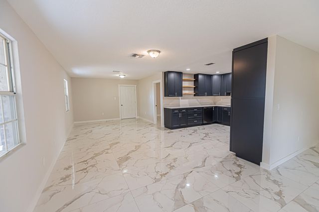 2312 N 42nd Street, Fort Pierce, FL 34946