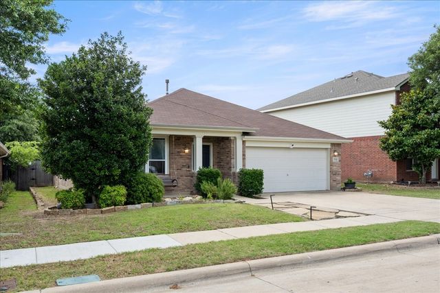 5920 Westgate Drive, Fort Worth, TX 76179