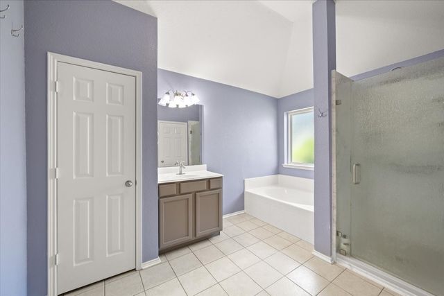 5920 Westgate Drive, Fort Worth, TX 76179