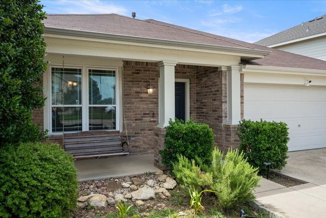5920 Westgate Drive, Fort Worth, TX 76179
