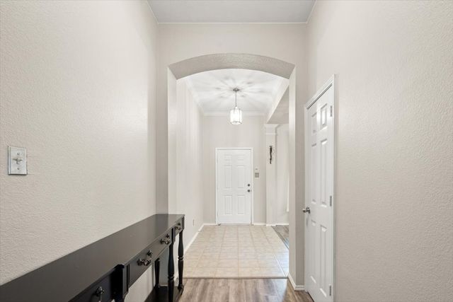 5920 Westgate Drive, Fort Worth, TX 76179