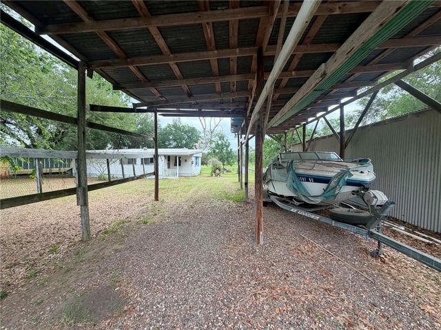152 E Mustang Arbor, Sandia, TX 78383