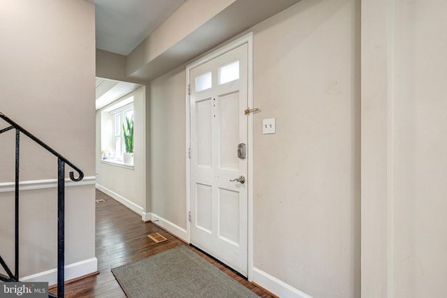 13204 PRESSMONT LN, Fairfax, VA 22033