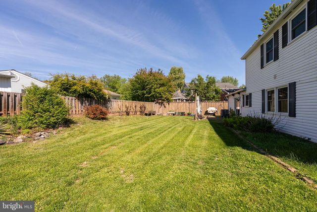 13204 PRESSMONT LN, Fairfax, VA 22033