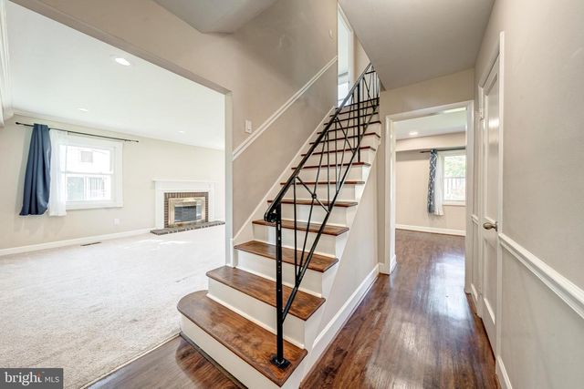 13204 PRESSMONT LN, Fairfax, VA 22033