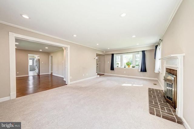 13204 PRESSMONT LN, Fairfax, VA 22033
