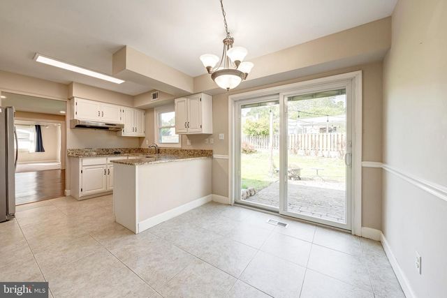 13204 PRESSMONT LN, Fairfax, VA 22033
