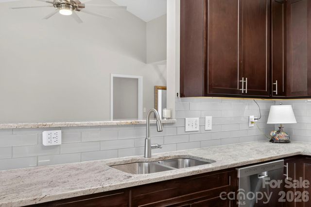 25 Livingston Farm Road, Fletcher, NC 28732