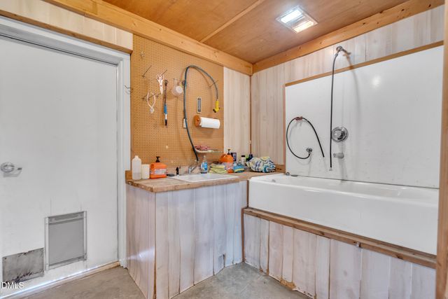 3021 Peebles Road, Raleigh, NC 27616