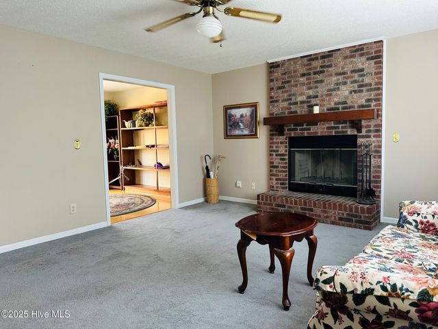 4015 Forest Lake Drive SW, Shallotte, NC 28470