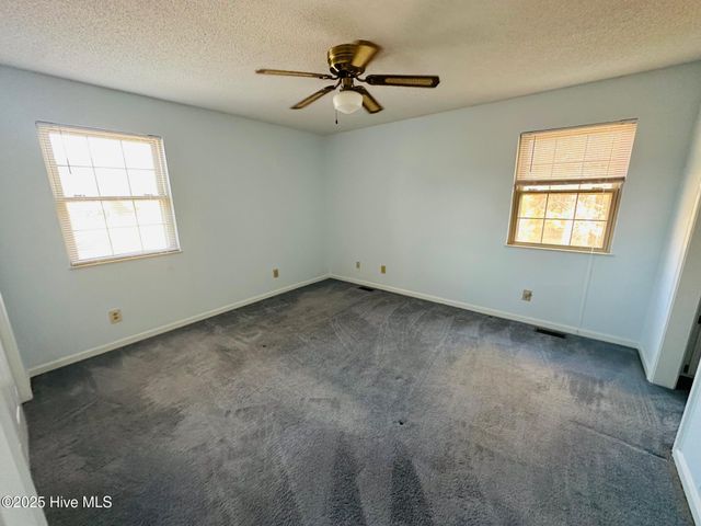 4015 Forest Lake Drive SW, Shallotte, NC 28470