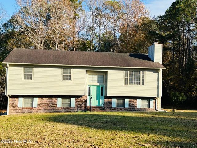 4015 Forest Lake Drive SW, Shallotte, NC 28470