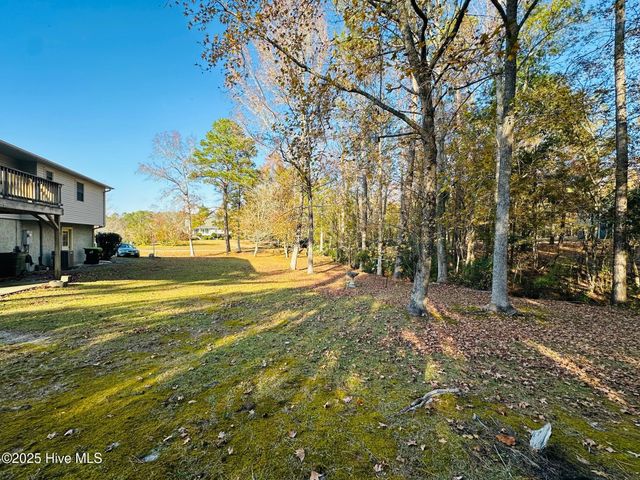 4015 Forest Lake Drive SW, Shallotte, NC 28470