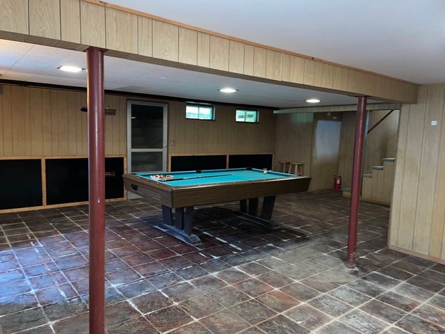 2 Elizabeth Street, Palmer, MA 01069
