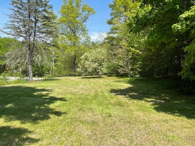 2 Elizabeth Street, Palmer, MA 01069
