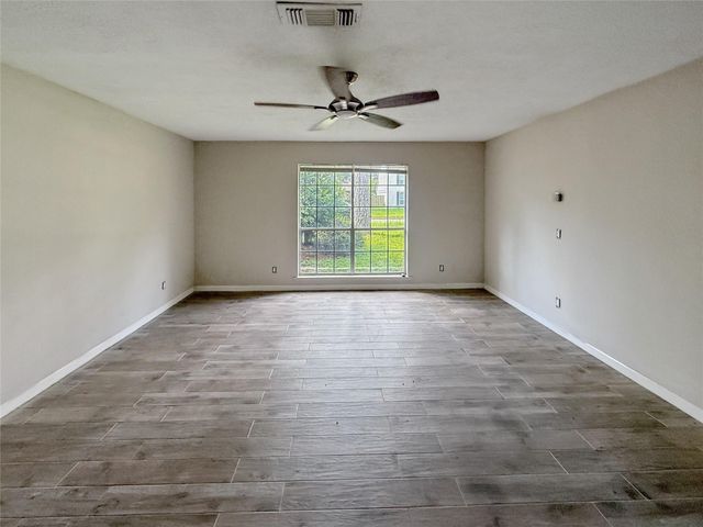 10902 Fawnview Drive, Houston, TX 77070