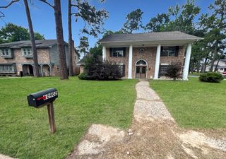 10902 Fawnview Drive, Houston, TX 77070