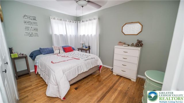 2122 Vista Drive, Bethlehem City, PA 18018