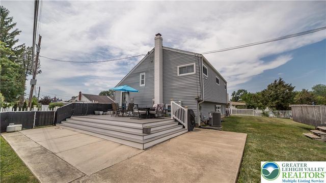 2122 Vista Drive, Bethlehem City, PA 18018