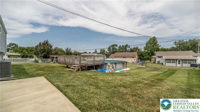 2122 Vista Drive, Bethlehem City, PA 18018