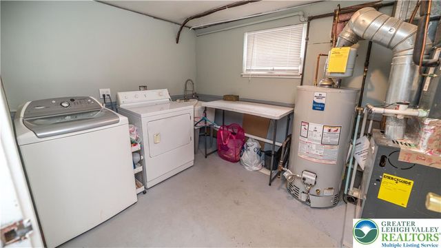 2122 Vista Drive, Bethlehem City, PA 18018