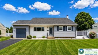 2122 Vista Drive, Bethlehem City, PA 18018