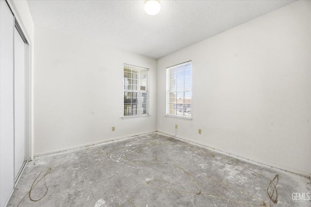 6413 Derby Drive, Bakersfield, CA 93306