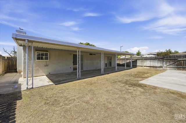 6413 Derby Drive, Bakersfield, CA 93306