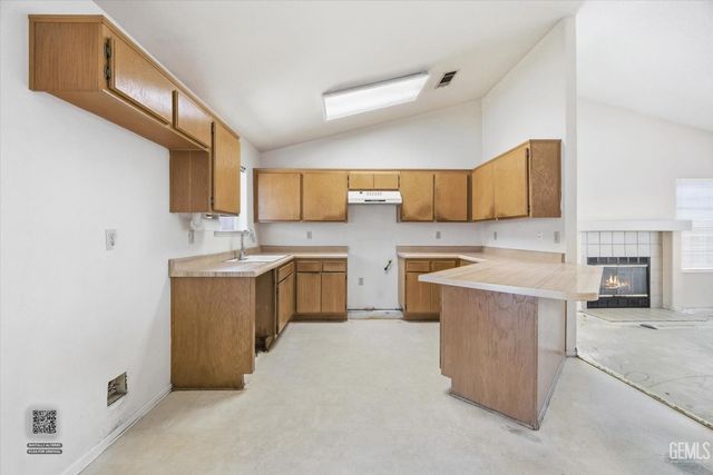 6413 Derby Drive, Bakersfield, CA 93306