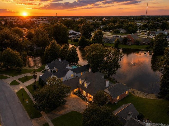 8341 Myrtlelake Dr, Baton Rouge, LA 70810