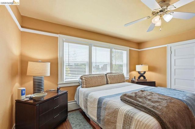 1134 Chatham Rd, Oakland, CA 94610