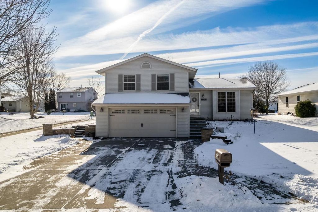 256 Blaser Drive, Belleville, WI 53508