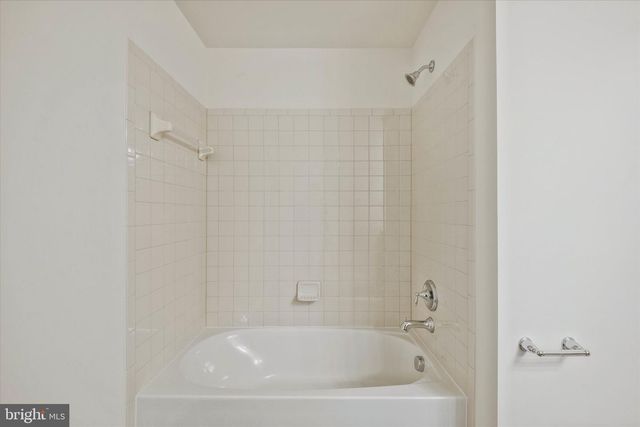 3994 MELTING SNOW PL, Dumfries, VA 22025