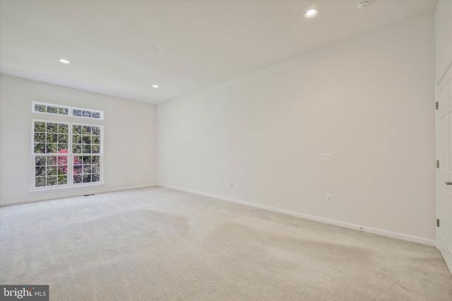 3994 MELTING SNOW PL, Dumfries, VA 22025