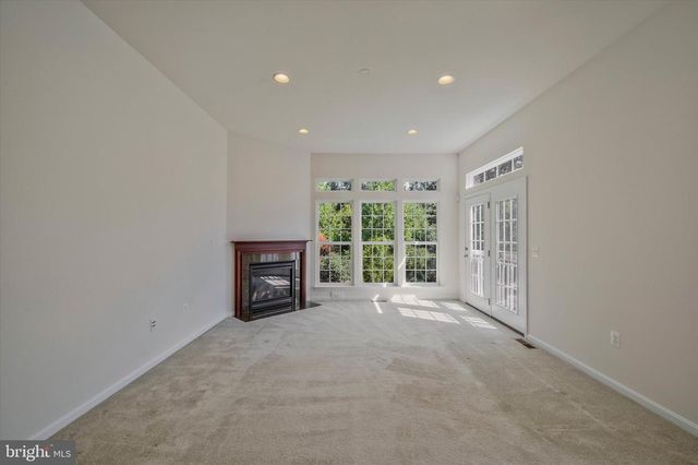 3994 MELTING SNOW PL, Dumfries, VA 22025
