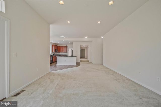 3994 MELTING SNOW PL, Dumfries, VA 22025