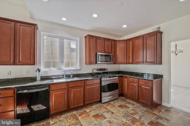 3994 MELTING SNOW PL, Dumfries, VA 22025