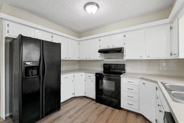 8724 E Boston, Wichita, KS 67207