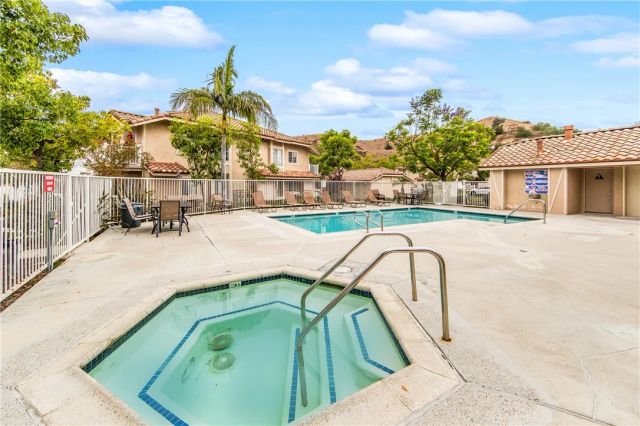 19801 Meadow Ridge Drive 47, Trabuco Canyon, CA 92679