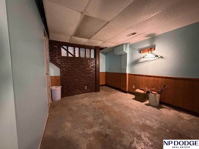 5408 S 52nd Street, Omaha, NE 68117