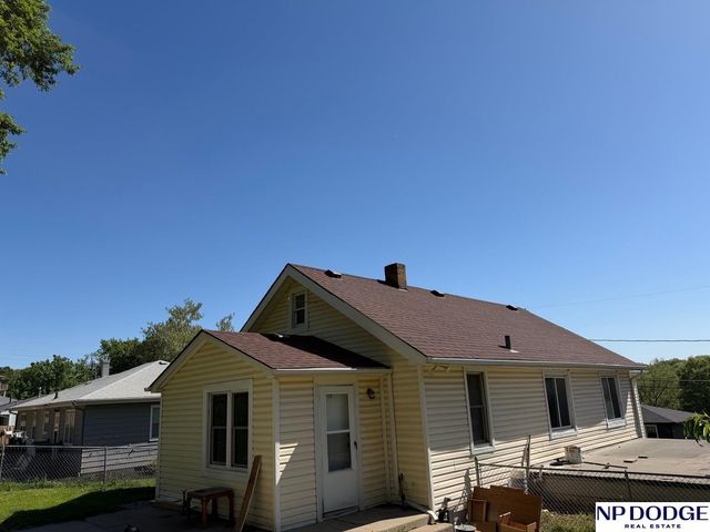 5408 S 52nd Street, Omaha, NE 68117
