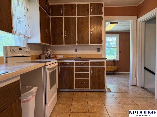 5408 S 52nd Street, Omaha, NE 68117