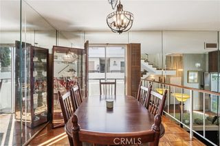 12390 Chandler Boulevard J, Valley Village, CA 91607