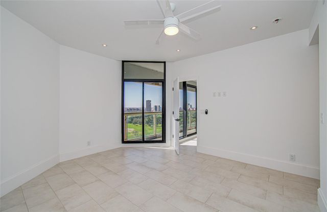 1701 Hermann Drive 20D, Houston, TX 77004