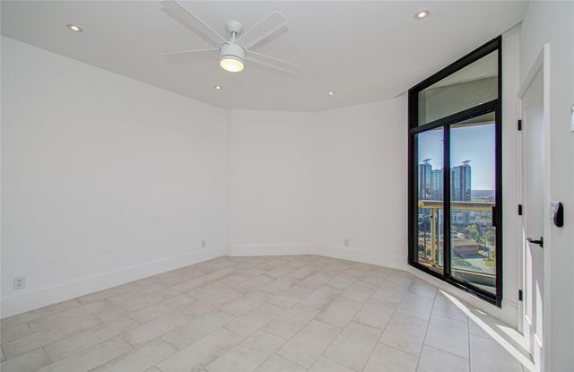 1701 Hermann Drive 20D, Houston, TX 77004