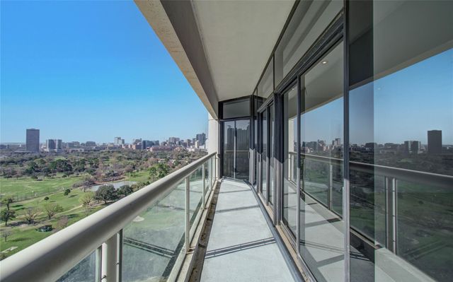 1701 Hermann Drive 20D, Houston, TX 77004