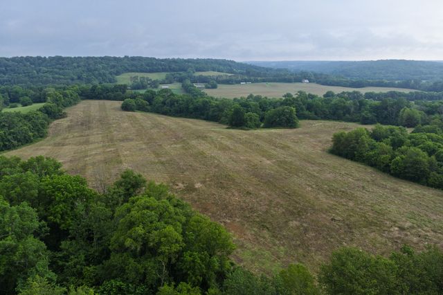 3526 Williamsport Pike, Williamsport, TN 38487