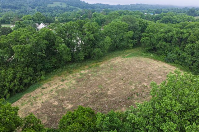 3526 Williamsport Pike, Williamsport, TN 38487