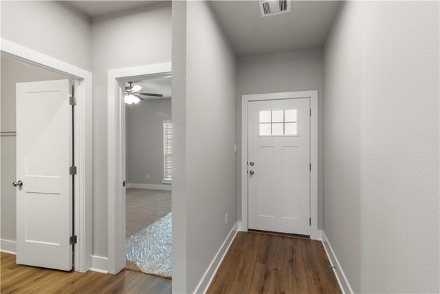 1220 Patriot Drive, College Station, TX 77845